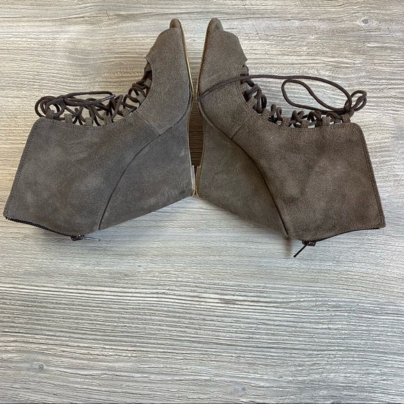 Shoemint Jordane lace up peep toe leather wedge booties size 6.5 zipper heel - Picture 6 of 12